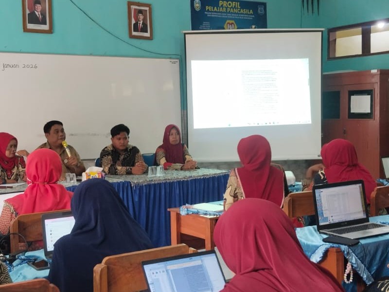 PERTEMUAN GUGUS 2 DI SD NEGERI 2 LUBAWANG
