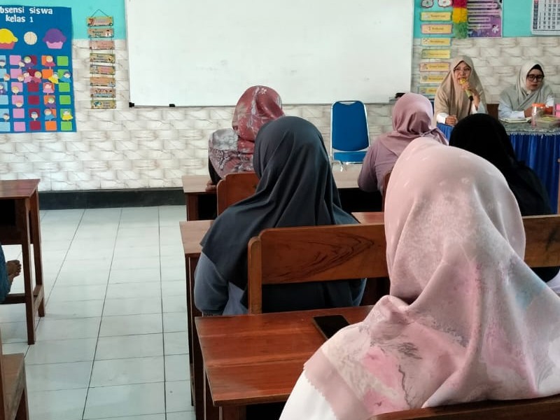 Membangun Kebersamaan, SD Negeri 2 Lubawang Mengadakan Rapat Persiapan HUT RI ke-81