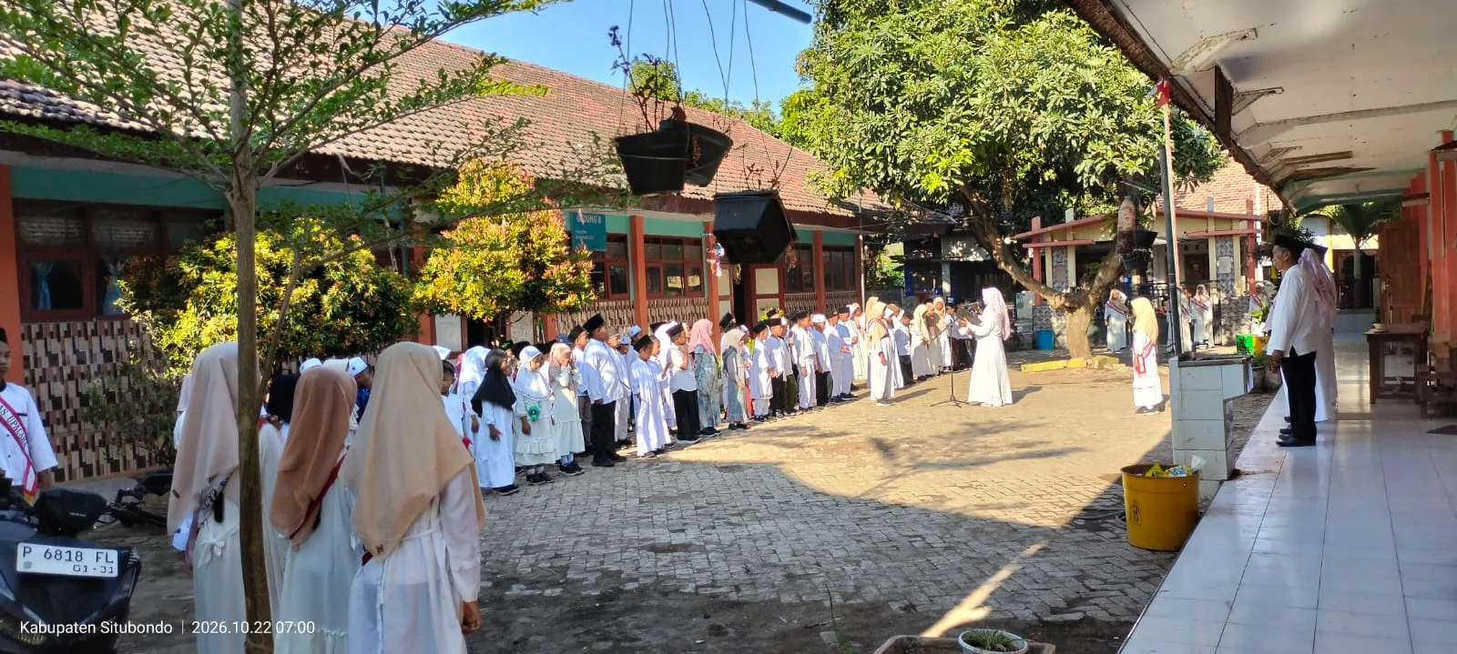 Semarak Hari Santri Nasional, SD Negeri 2 Lubawang Gelar Upacara dan Sepekan Berbusana Muslim